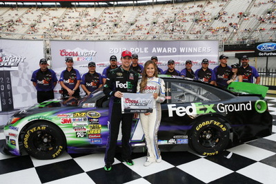 【NASCARスプリントカップ 第24戦】トヨタのハムリン、ブリストルでポールポジションを獲得 画像