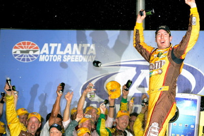 【NASCARスプリントカップ 第25戦】トヨタのカイル・ブッシュ、アトランタ勝利でポストシーズン進出 画像