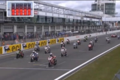 スーパーバイク世界選手権、サイクスがポイントで首位に躍り出る［動画］ 画像