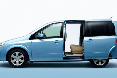 4月新車販売、今年初のプラスに 画像