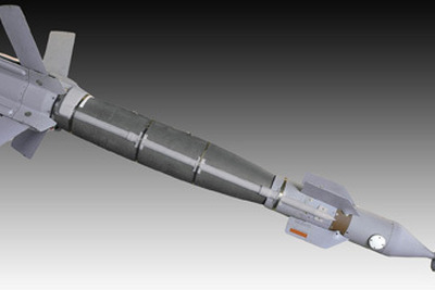 米海軍、ロッキード・マーチン製の高精度レーダー誘導爆弾を訓練で使用 画像
