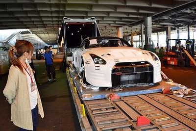 TNTジャパン、ニスモのレースカー GT-R を英国から横浜市まで輸送 画像