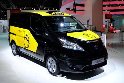 【フランクフルトモーターショー13】日産 NV200 のEV、タクシー仕様を初公開…スペイン・バルセロナ市が導入へ 画像