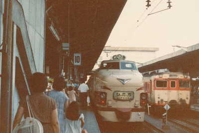 JR東日本、常磐線内原電留線で車両展示イベント実施…国鉄色485系など 画像