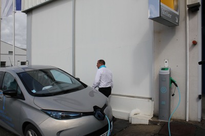 ルノーのEV、フランスで無料充電サービス…急速チャージャー利用 画像