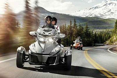 BRP、普免で運転できる三輪モーターサイクルを日本市場に投入 画像