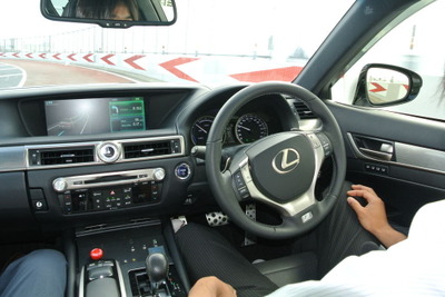 【ITS世界会議13】トヨタ自動運転技術「2010年代の半ばには出せる技術」 画像