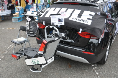 【ジャパンカップ13】シマノは電動変速機など、THULEは自動車後部用サイクルキャリア展示 画像