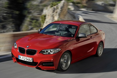 BMW 2シリーズクーペ、公式発表…M 235i は326psターボ 画像