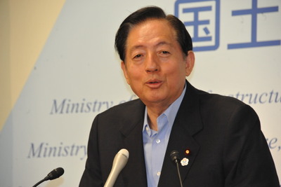 太田国交相、JR北海道の安全問題「引き続き分析進める」 画像