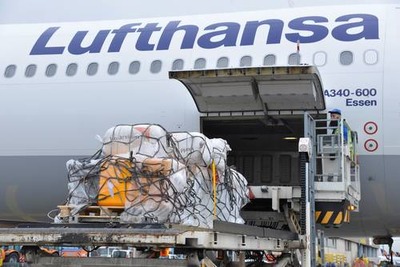 ルフトハンザ航空、台風の被害を受けたフィリピンに25トンの救援物資を輸送 画像