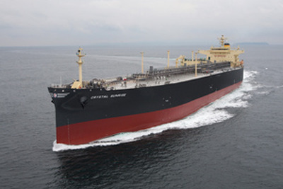 川崎重工、8万2200立法メートルLPG運搬船の1番船「クリスタル・サンライズ」を引き渡し 画像