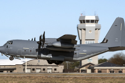 ロッキード・マーチン、300機目のC-130Jスーパーヘラクレスの納入を達成 画像