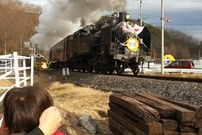 真岡鐵道、客車なしで蒸気機関車の重連運転…2014年1月5日 画像