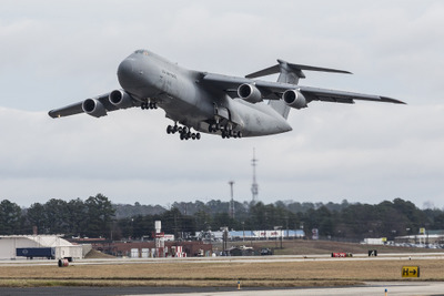 ロッキード・マーチン、16機目のC-5Mスーパーギャラクシーを米空軍に納入 画像