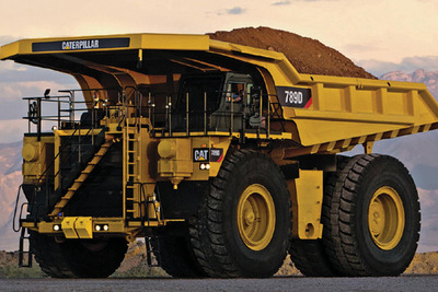 キャタピラージャパン、鉱山現場などで活躍するダンプトラックを国内導入 画像