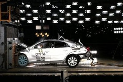 GM、新型シボレー『マリブ』が自動車安全評価で5つ星の獲得を発表…米国国家道路交通安全局の評価 画像