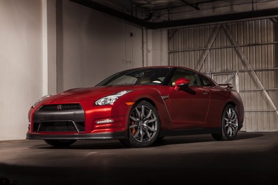 日産 GT-R、米国で値上げ…ベース価格が初の10万ドルの大台に 画像