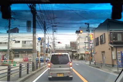 上海問屋、自動車用クリアサンバイザー発売…視界を妨げずに日差しをカット 画像