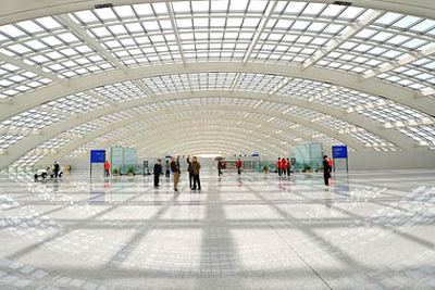 KL国際空港に太陽光発電システム導入＝MAHB 画像