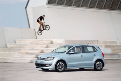 【ジュネーブモーターショー14】VW ポロ、ガソリン仕様に欧州初のブルーモーション…24.4km/リットル 画像