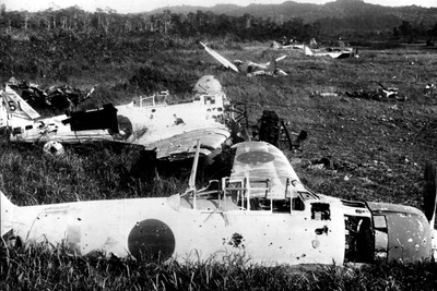 マレーシア・ムアルの農園で旧日本軍軍用機の残骸発見、銃弾なども 画像