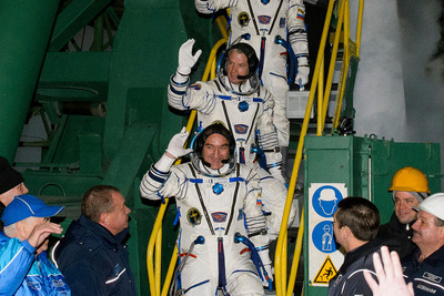 ソユーズ宇宙船 若田光一コマンダーの待つ国際宇宙ステーション ドッキングに遅れ 画像