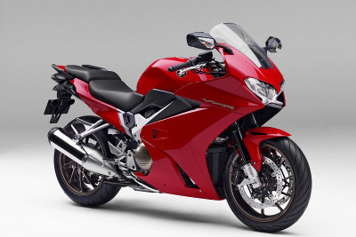 ホンダ、スポーツツアラー VFR800F をフルモデルチェンジ 画像