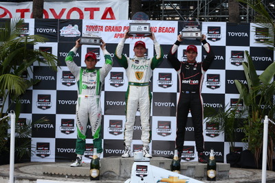 【INDYCAR 第2戦】コンウェイ、多重クラッシュをスリ抜けて驚きの勝利獲得...琢磨はリタイア 画像
