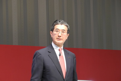 日産片桐副社長「2年間で販売店の8割、2100店舗を刷新する」 画像