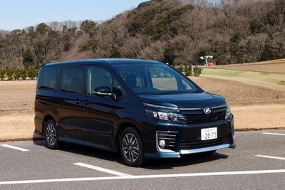 【トヨタ ノア&ヴォクシー 試乗】居住空間や燃費向上など、新パッケージングによる魅力満載…松下宏 画像