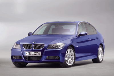 BMW3シリーズにxDriveを搭載した330xiなどを追加 画像