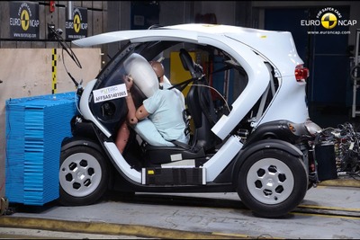 【ユーロNCAP】ルノーの超小型車、トゥイジー…衝突安全テストに失格 画像