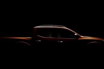 日産の新型ピックアップトラック、最終予告…デザイン見えた 画像