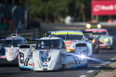 【ルマン24時間 2014】日産 ZEOD RC、時速300kmでEV走行…最高記録を樹立 画像