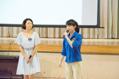 月にポカリ届けるプロジェクト、山崎直子宇宙飛行士が伝える宇宙の暮らし…小学校で出張授業 画像