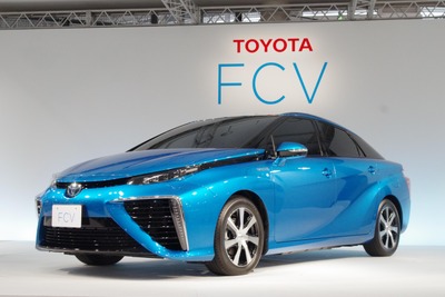 【トヨタ FCVセダン 発表】市販燃料電池車、700万円で2014年度内に発売 画像