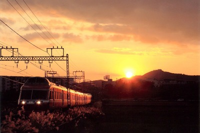 小田急2015年のカレンダー、掲載写真を募集 画像