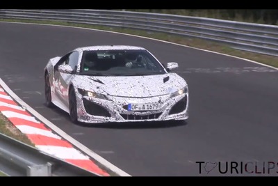 ホンダ NSX 次期型、ニュルブルクリンクテスト中にまさかの炎上 画像