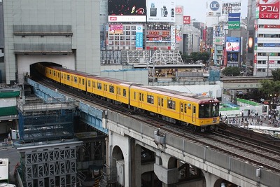 日本車輌、鉄道車両事業低迷で赤字転落…2014年4～6月期決算 画像