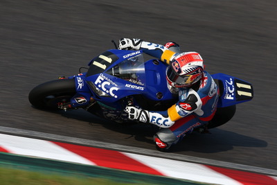 【鈴鹿8耐】転倒の秋吉耕佑、左大腿骨骨折の可能性…チームはレース復帰へ 画像