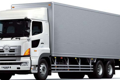 日野 鈴木専務、14年度の国内普通トラックは「期首想定より10％程度上ぶれへ」 画像