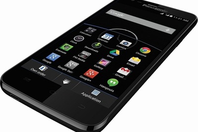国内スマホ市場から撤退のパナソニック、インド向けは新型投入 画像