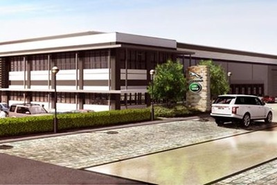 ジャガー・ランドローバー、英国に特別車両用のテクニカルセンターを建設 画像