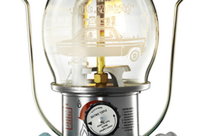 オートキャンプが楽しくなる、コールマンから限定イヤーモデルのランタン 画像