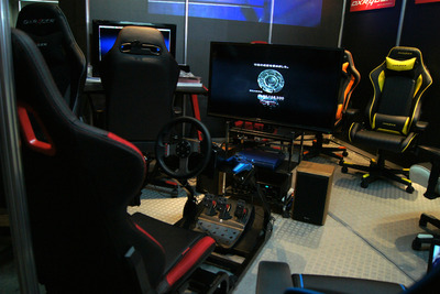 【東京ゲームショウ14】仕事も爆速ではかどる？…レーシングシートがオフィスチェアに 画像