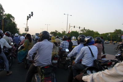 インド購買意欲が高まる10月…自動車業界も売り上げ増加期待 画像