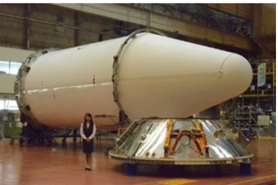 川崎重工、H-IIAロケット用4S型衛星フェアリングが完成…種子島宇宙センターに出荷 画像