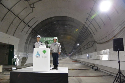 首都高、中央環状品川線山手トンネルで照明点灯式…2015年3月開通予定 画像