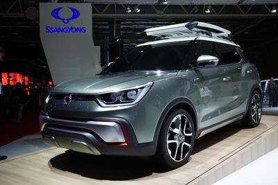 【パリモーターショー14】韓国 サンヨン、XIV-アドベンチャー を発表…2015年の市販SUVをプレビュー 画像